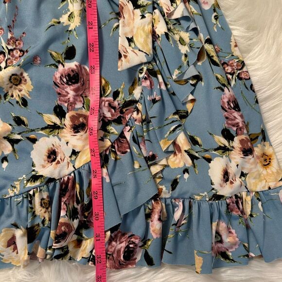 Aqua - Floral Wrap Dress - Picture 5 of 9